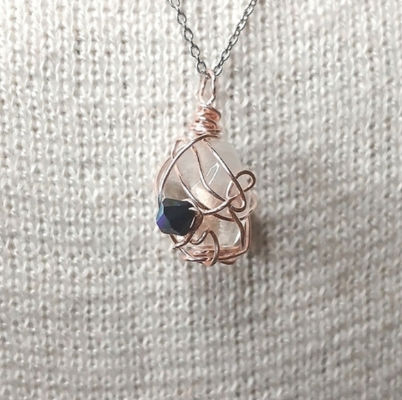 Handcrafted wire glass bead faceted with crystal irradecent purple pendant only - Picture 5 of 6